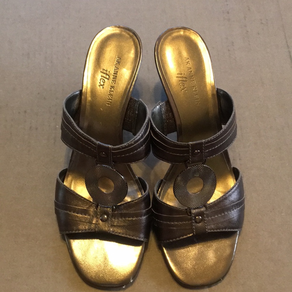Anne Klein gold / copper sandals with 3” heels